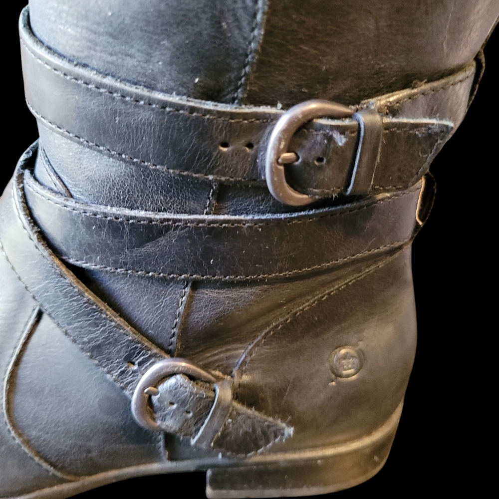 Born Black McMillan Boots Ankle - Picture 5 of 9